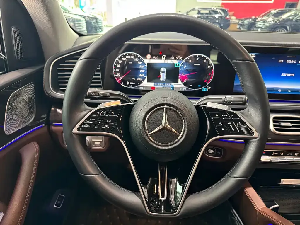 Mercedes-Benz GLE (Import) — фото 9