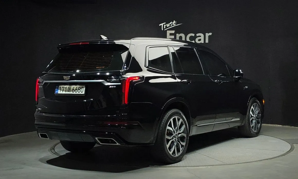 Cadillac XT6 — фото 7