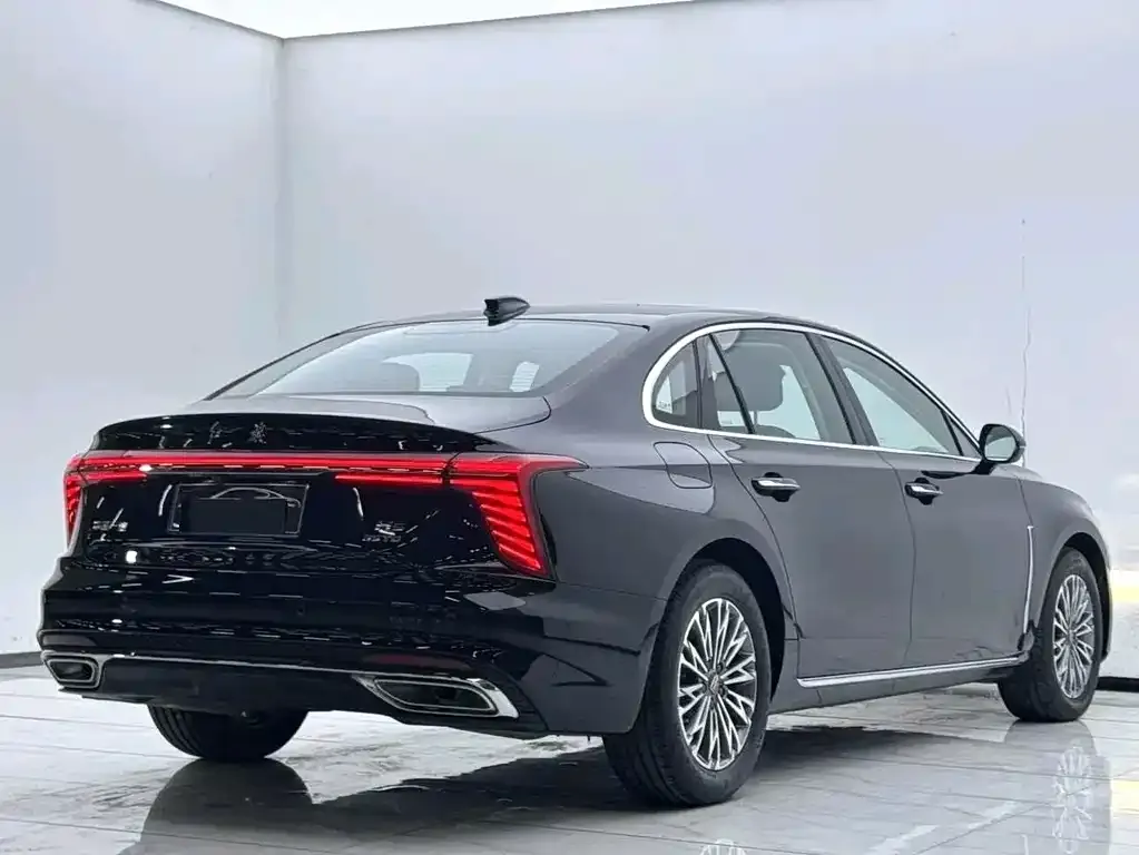Hongqi H5 — фото 2
