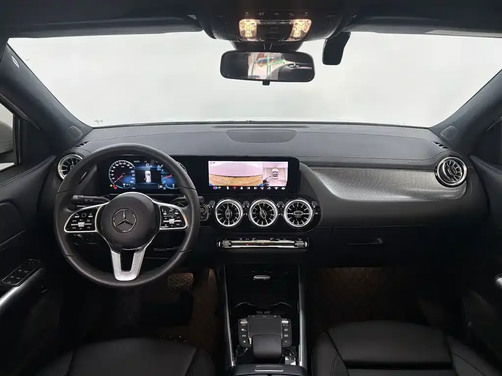 Mercedes-Benz GLA — фото 6