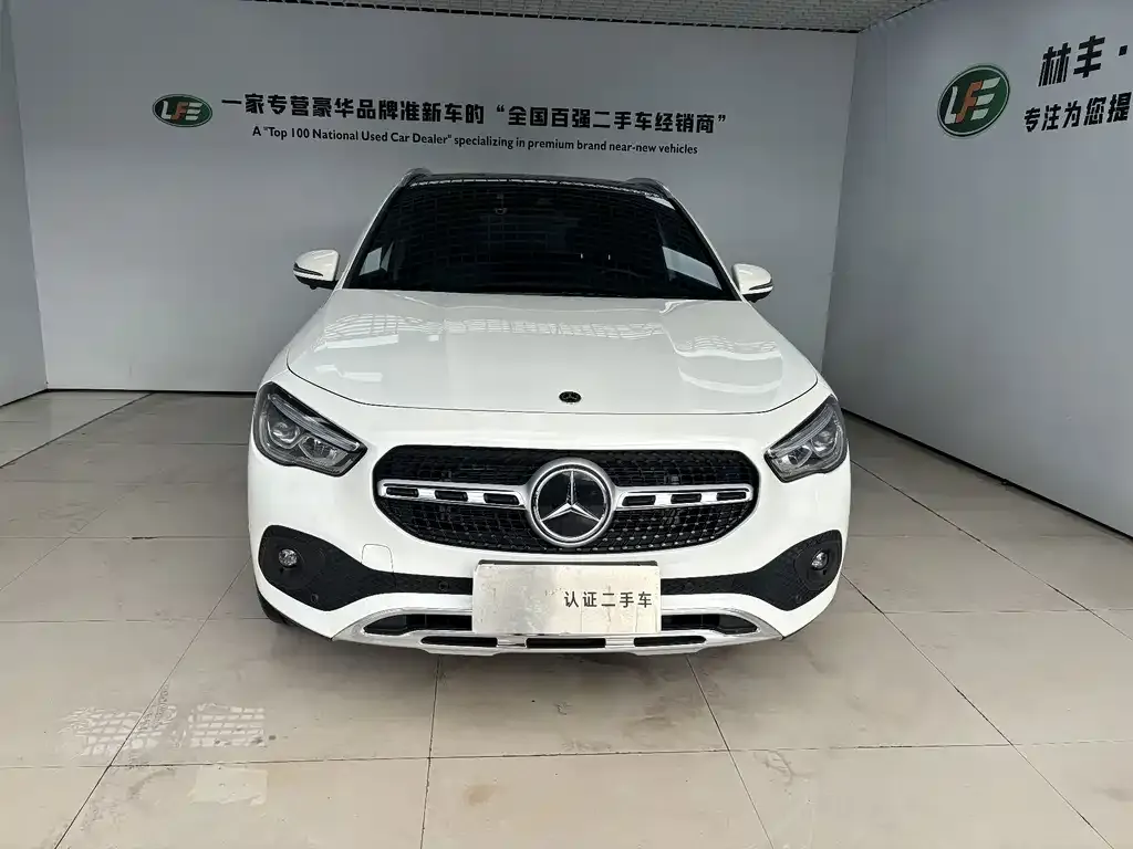 Mercedes-Benz GLA — фото 10