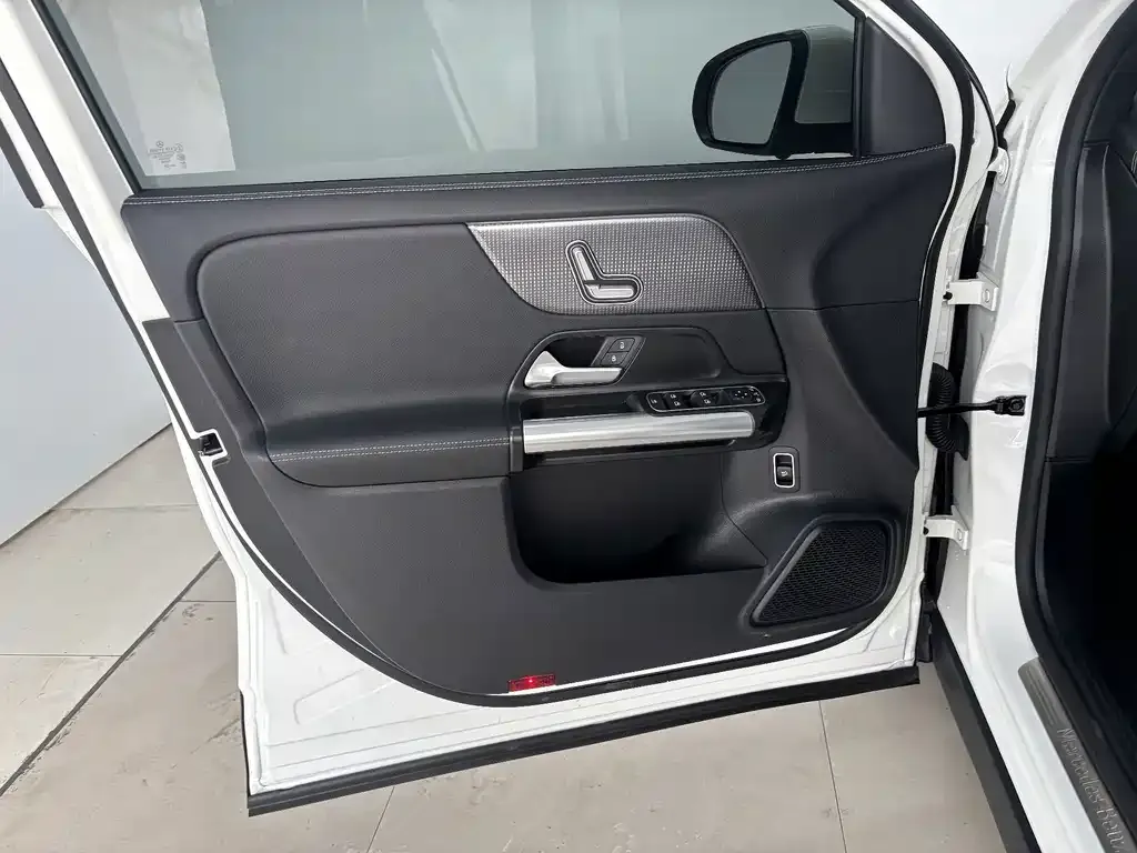 Mercedes-Benz GLA — фото 2