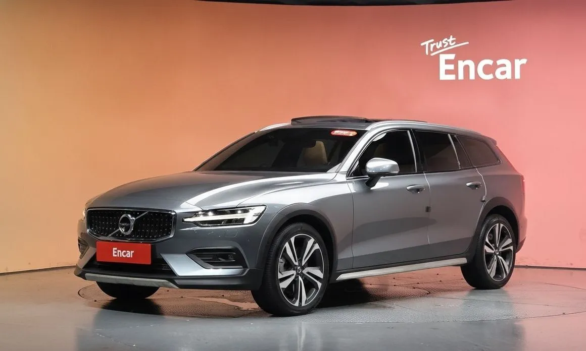 Volvo V60 — фото 1