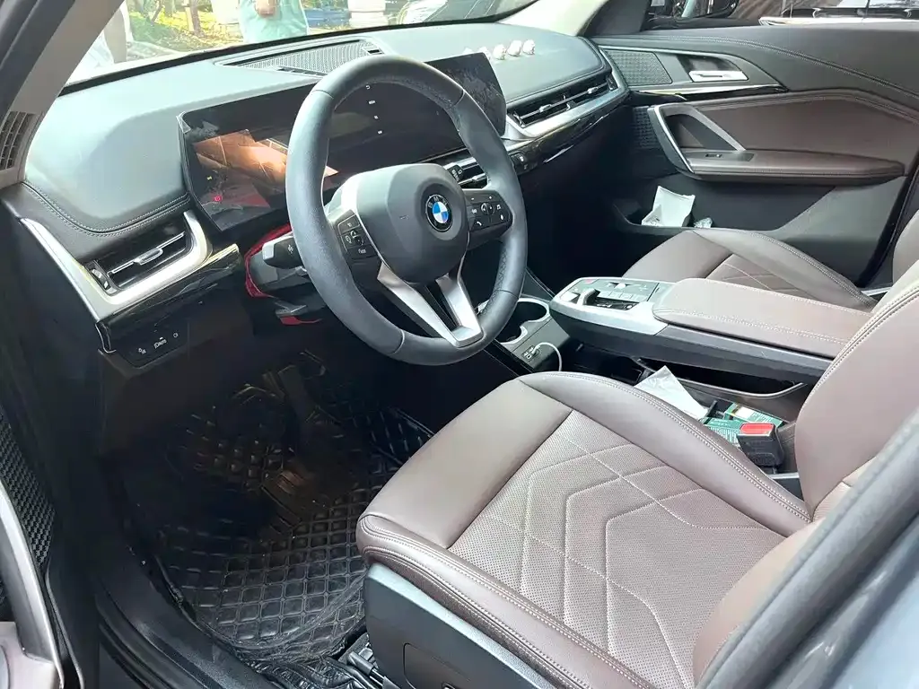 BMW X1 — фото 3
