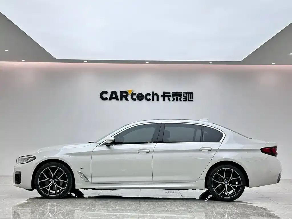 BMW 5 Series — фото 3