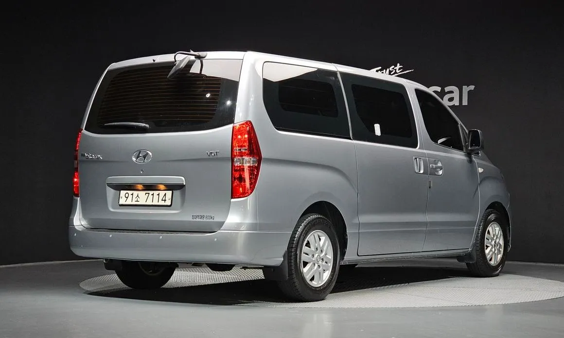 Hyundai Starex — фото 4