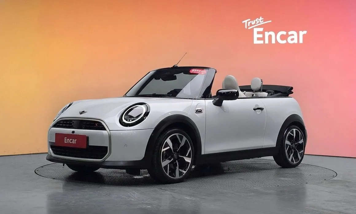 Mini Cooper Convertible — фото 1