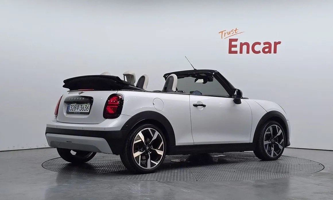 Mini Cooper Convertible — фото 3