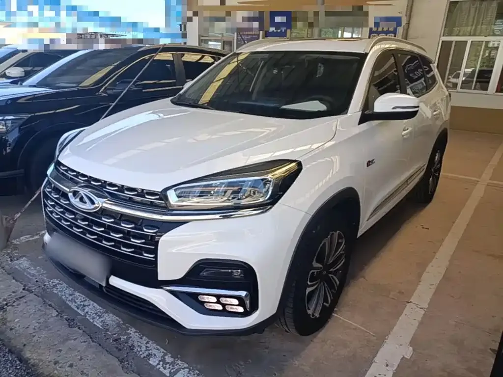 Chery Tiggo 8 — фото 1