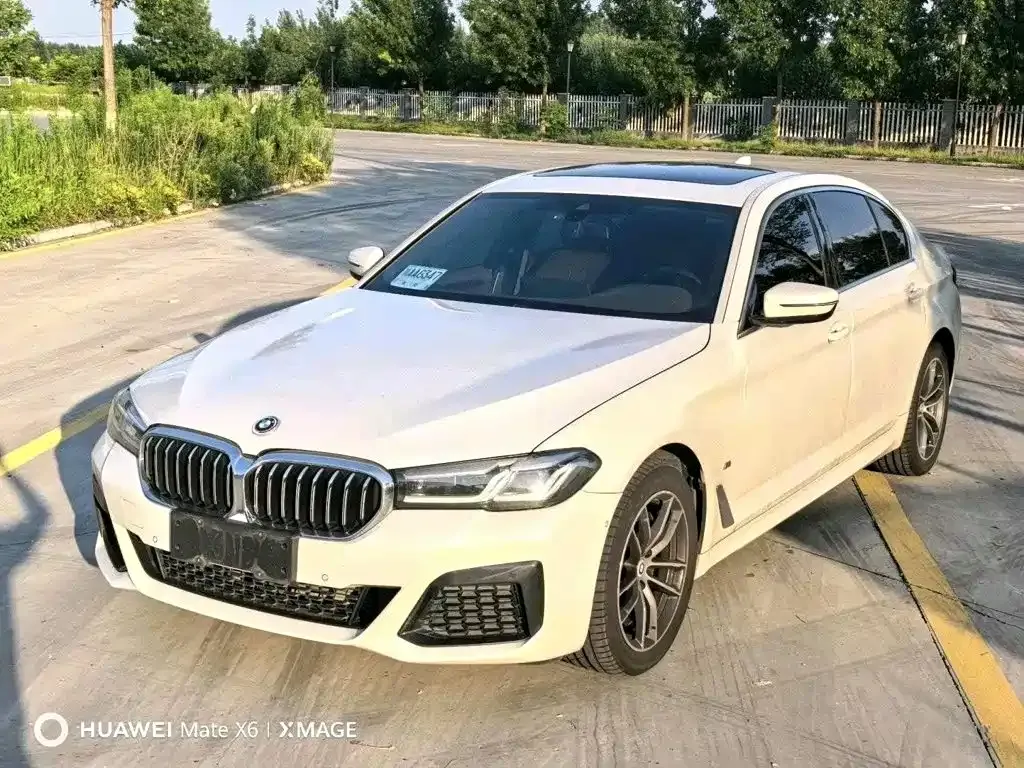 BMW 5 Series — фото 1
