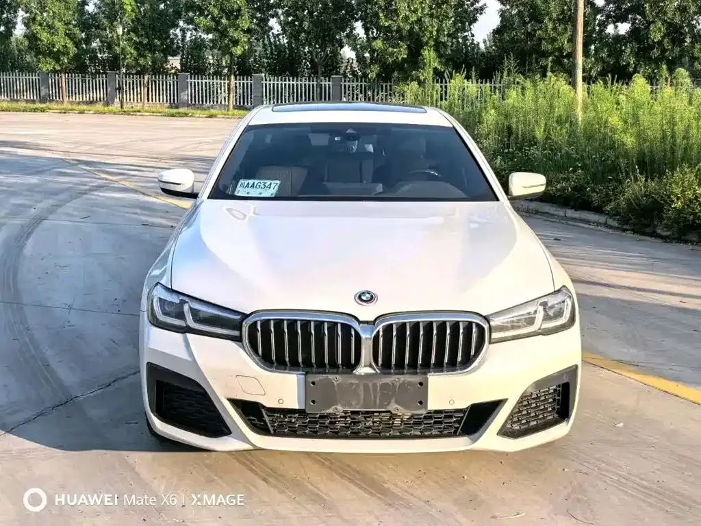 BMW 5 Series — фото 2
