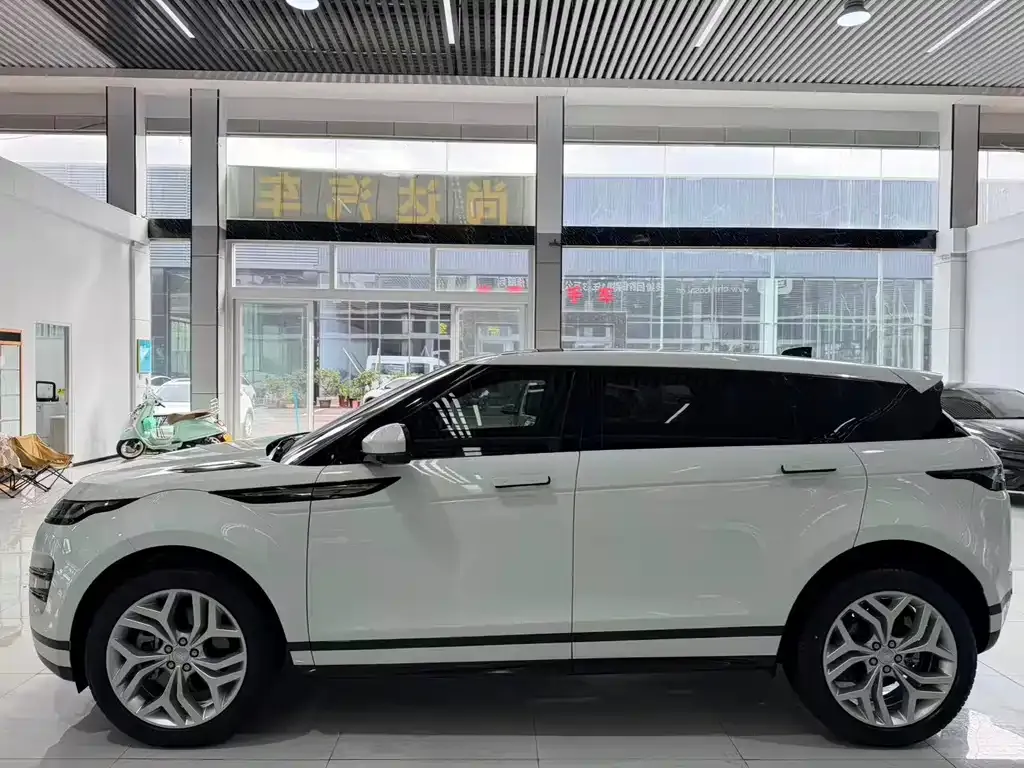 Land Rover Evoque — фото 5