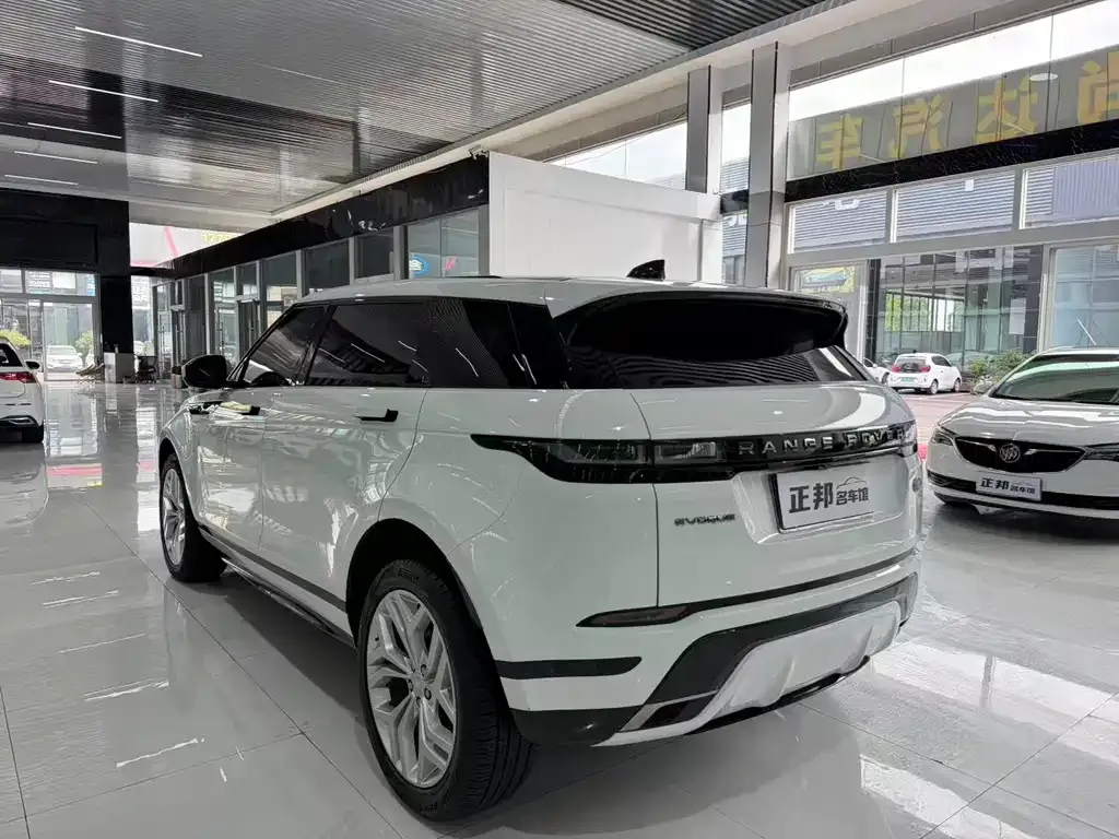 Land Rover Evoque — фото 9