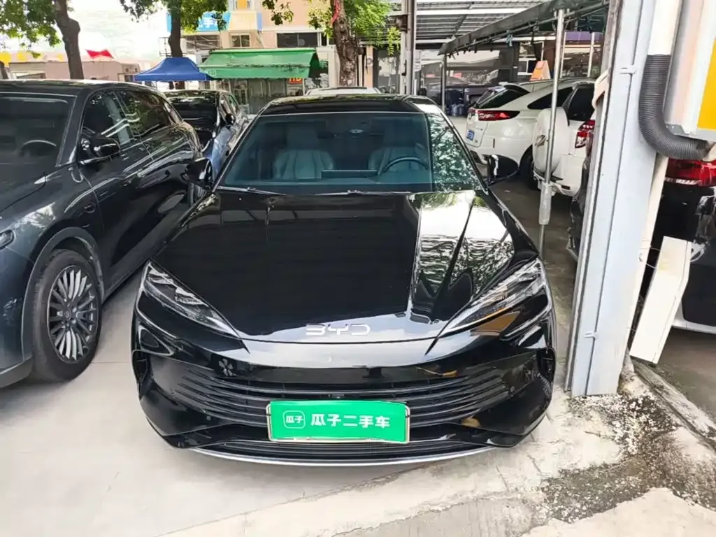 BYD Seal — фото 9