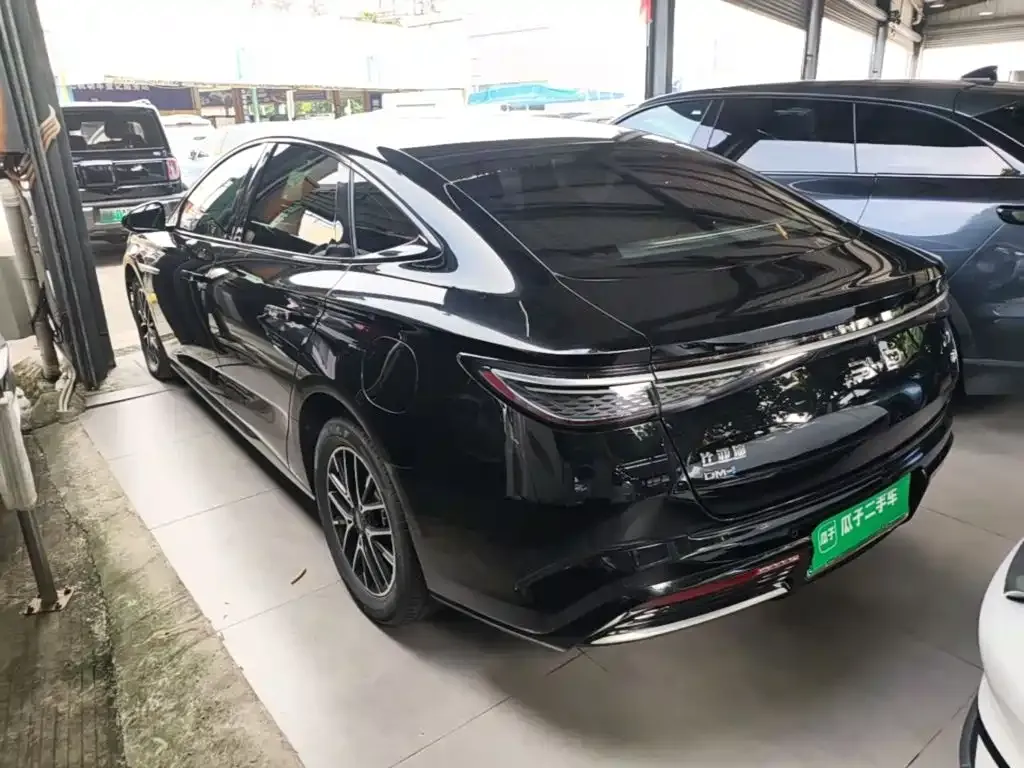 BYD Seal — фото 4
