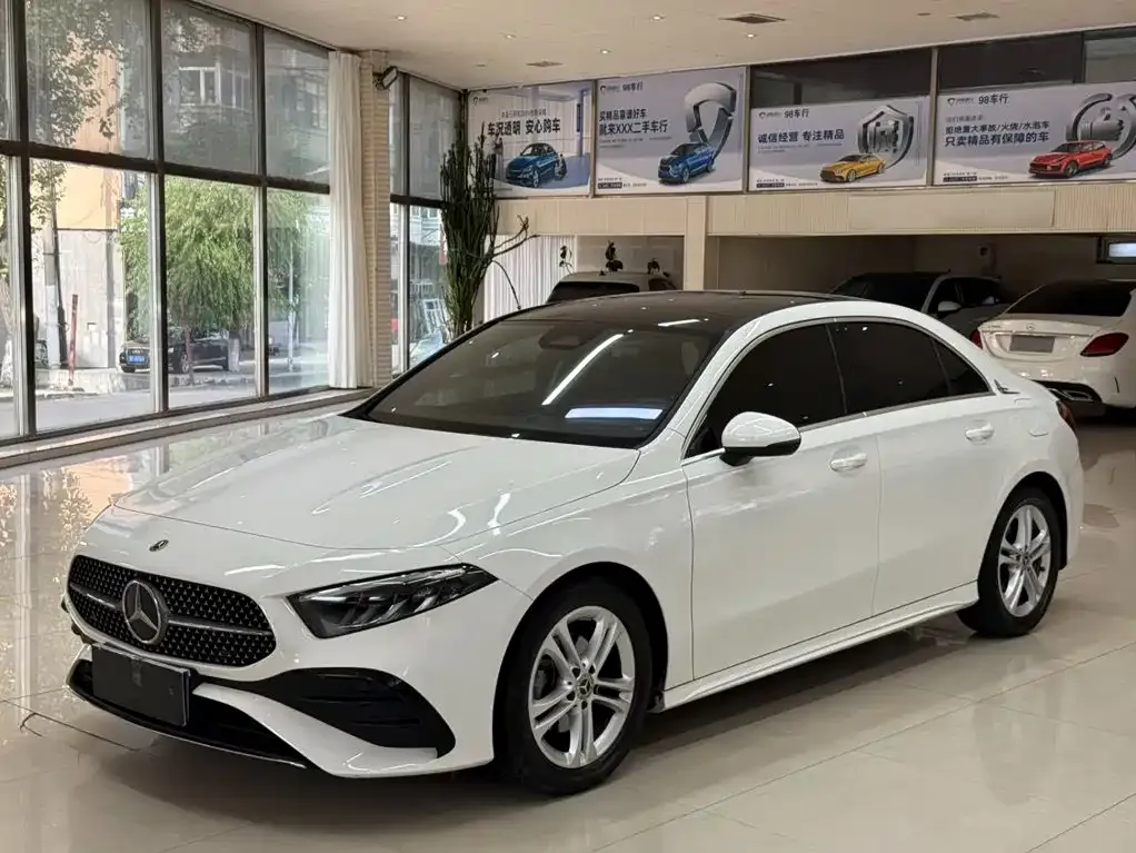 Mercedes-Benz A-Class — фото 1
