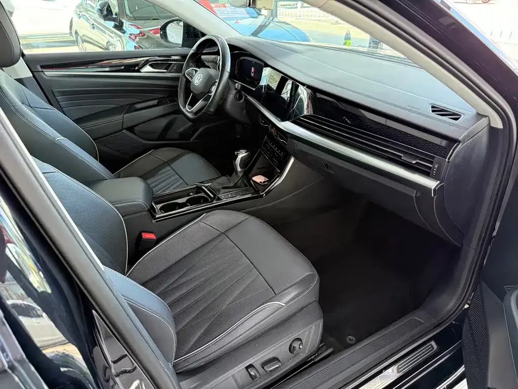 Volkswagen Passat — фото 6