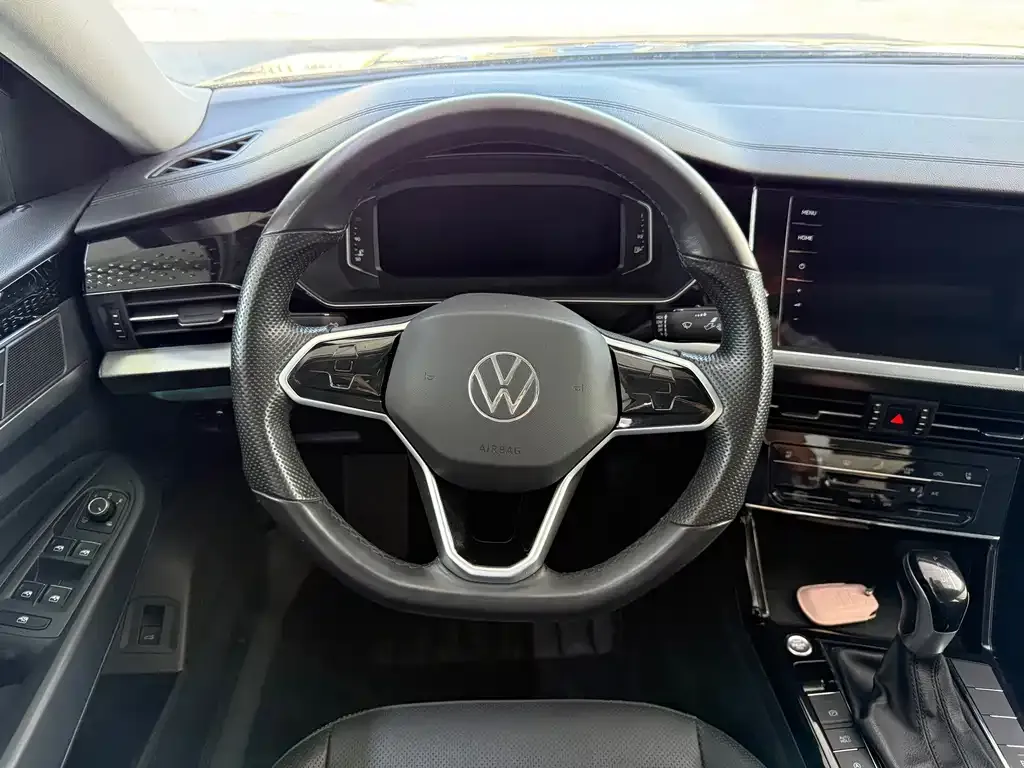 Volkswagen Passat — фото 4