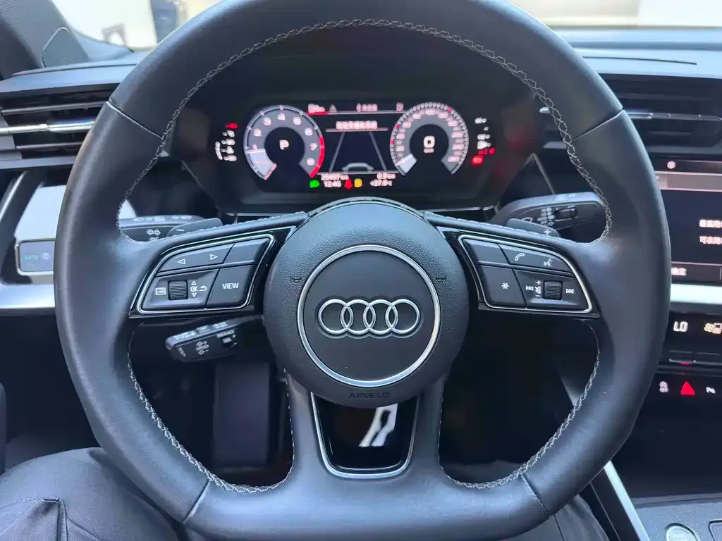 Audi A3 — фото 8