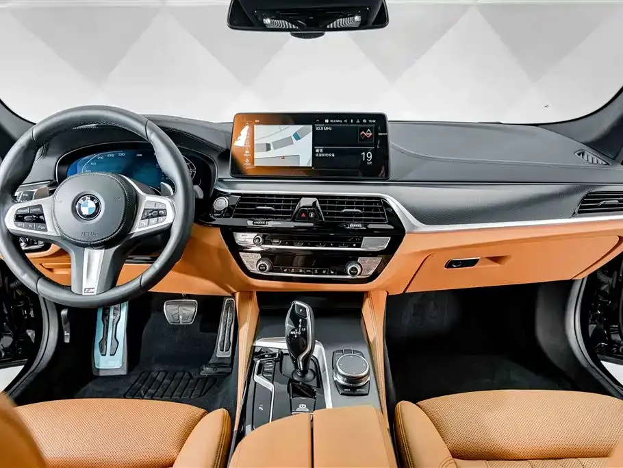 BMW 5 Series (Import) — фото 9