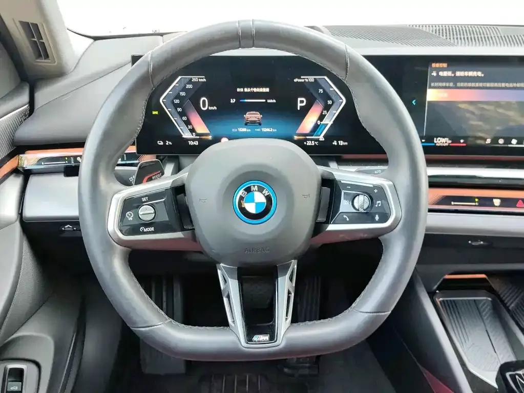 BMW i5 — фото 7