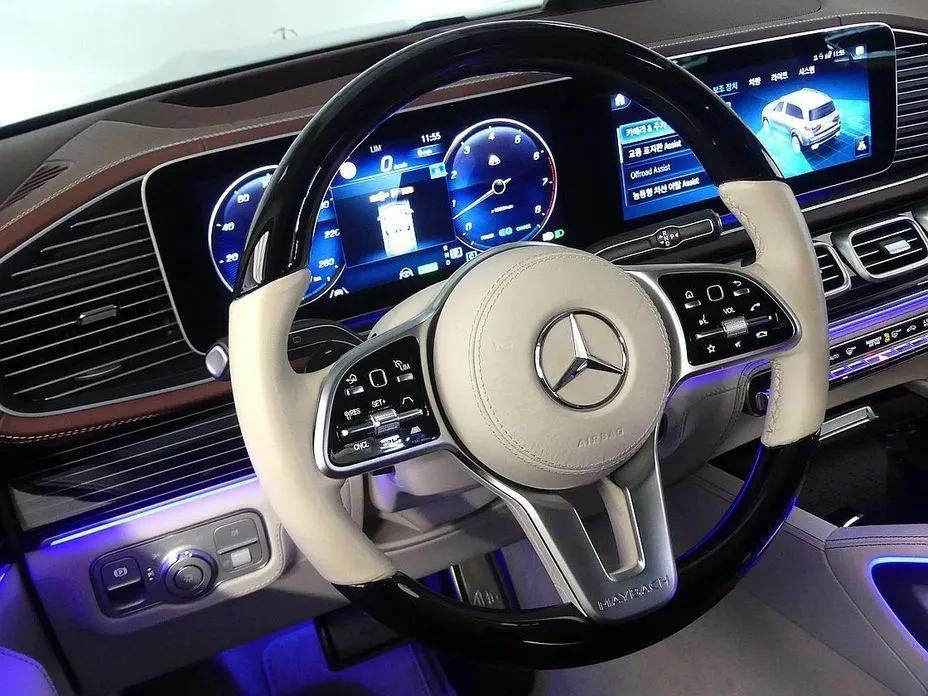 Mercedes-Benz GLS-Class — фото 10