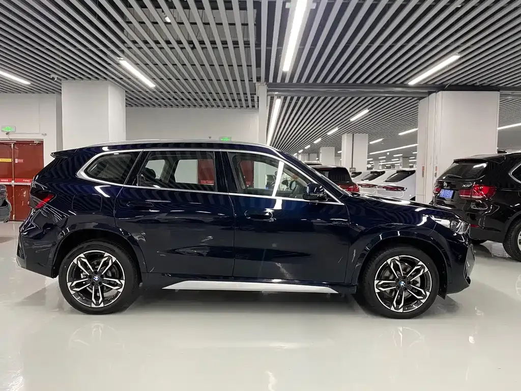 BMW X1 — фото 6