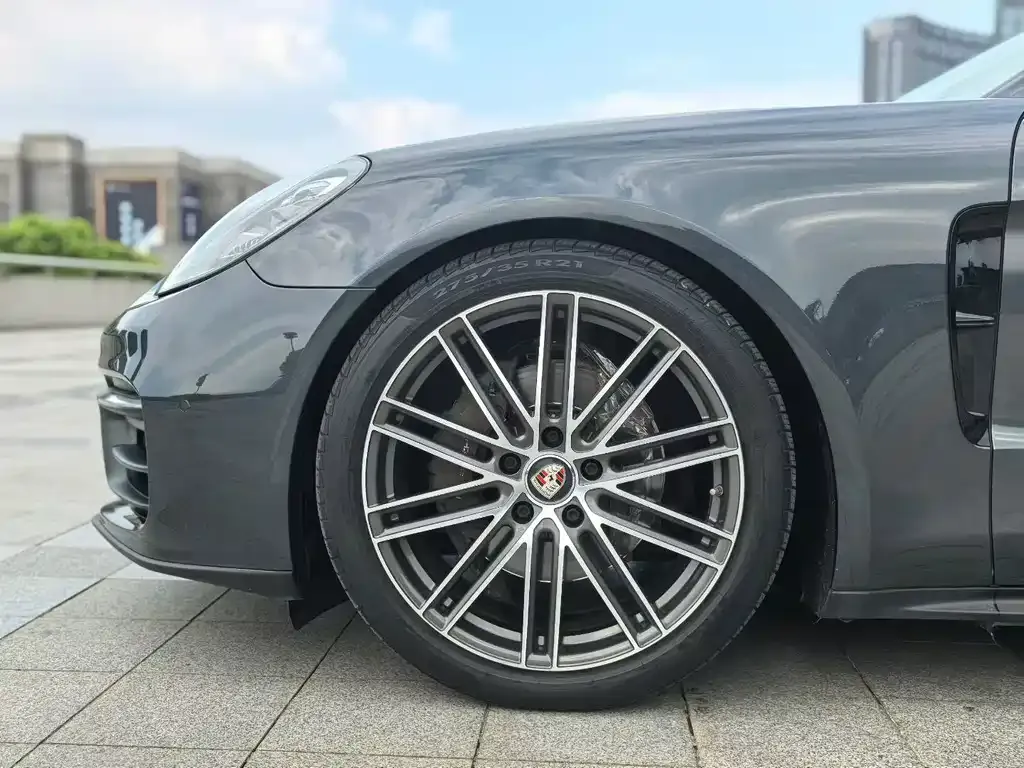 Porsche Panamera — фото 5
