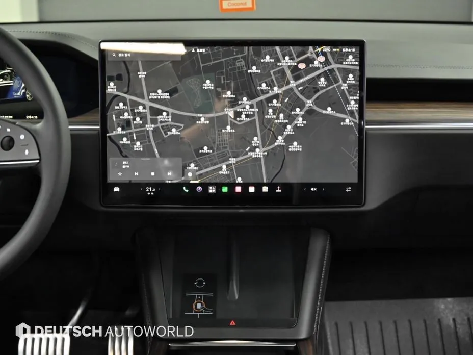 Tesla Model X — фото 8