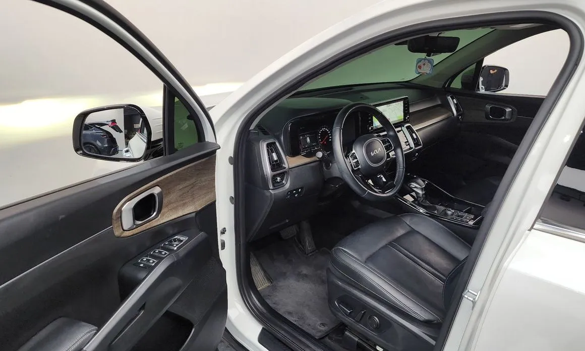 Kia Sorento — фото 10