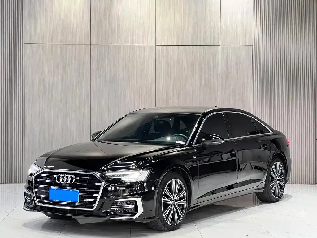 Audi A6L — фото 1