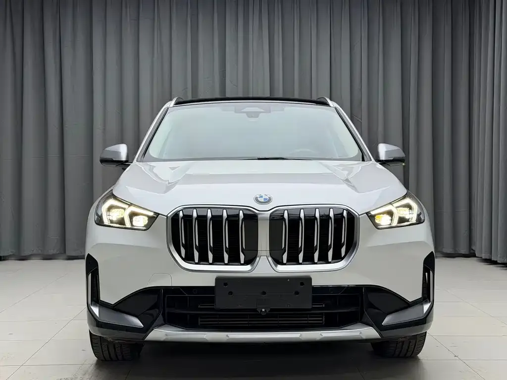 BMW X1 — фото 4