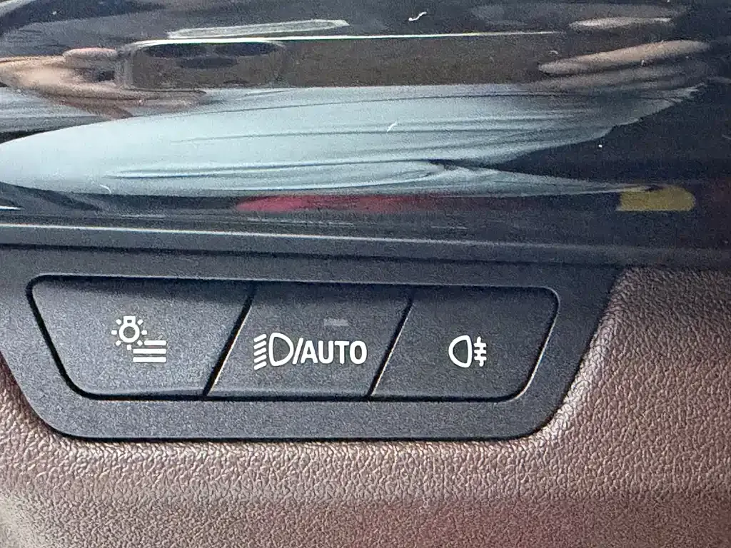 BMW X1 — фото 10