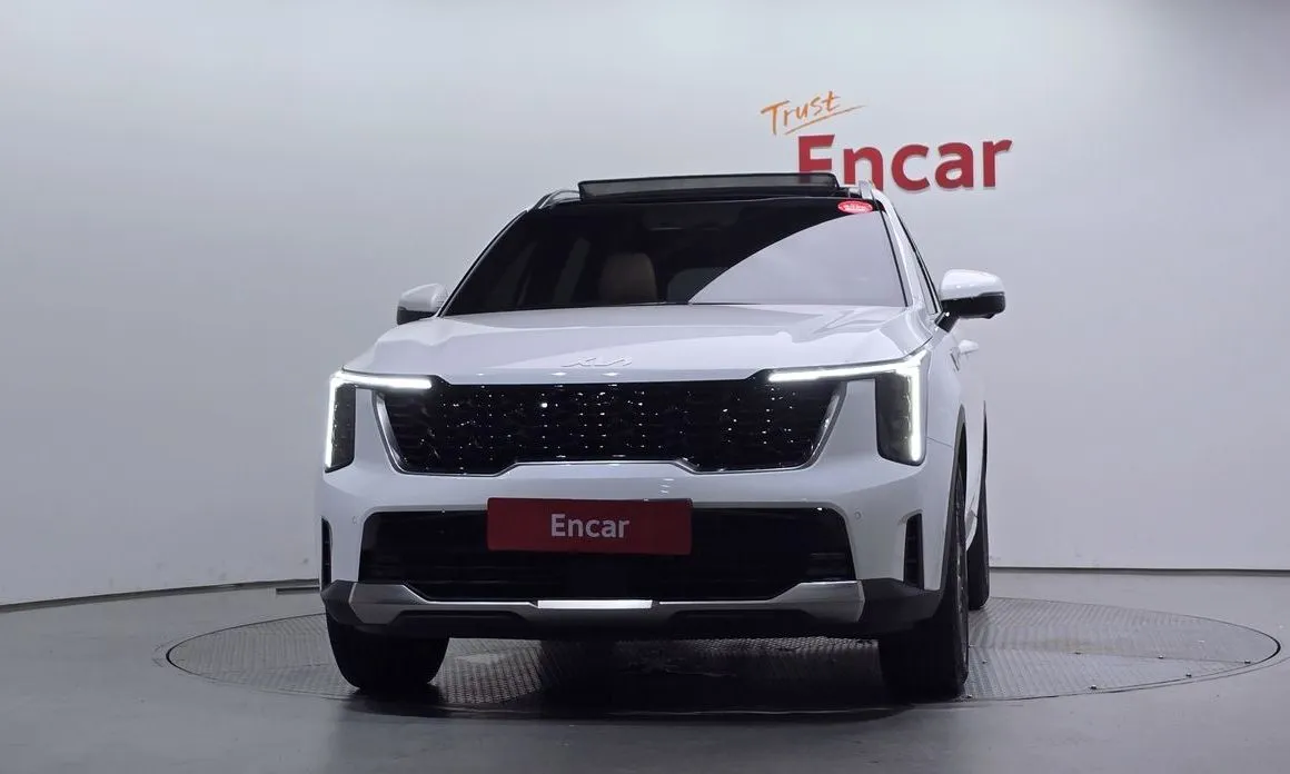 Kia Sorento — фото 8