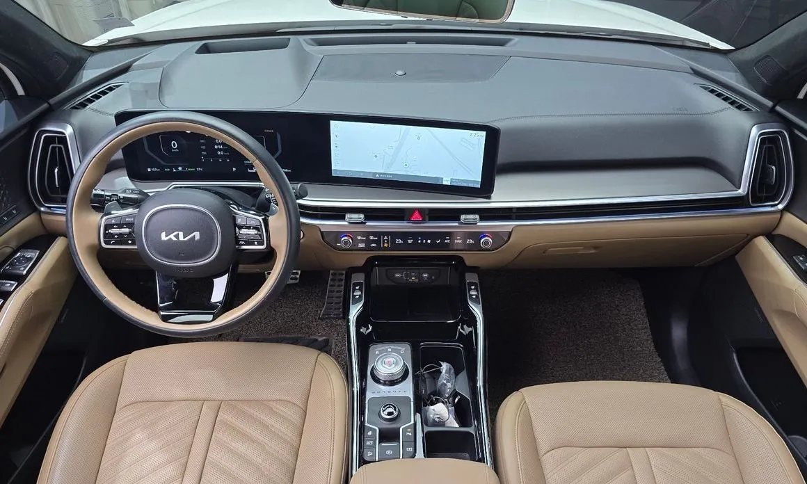 Kia Sorento — фото 10