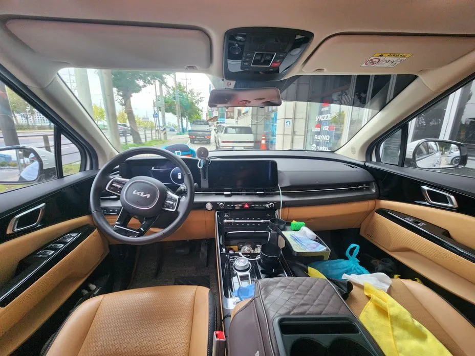 Kia Carnival — фото 10