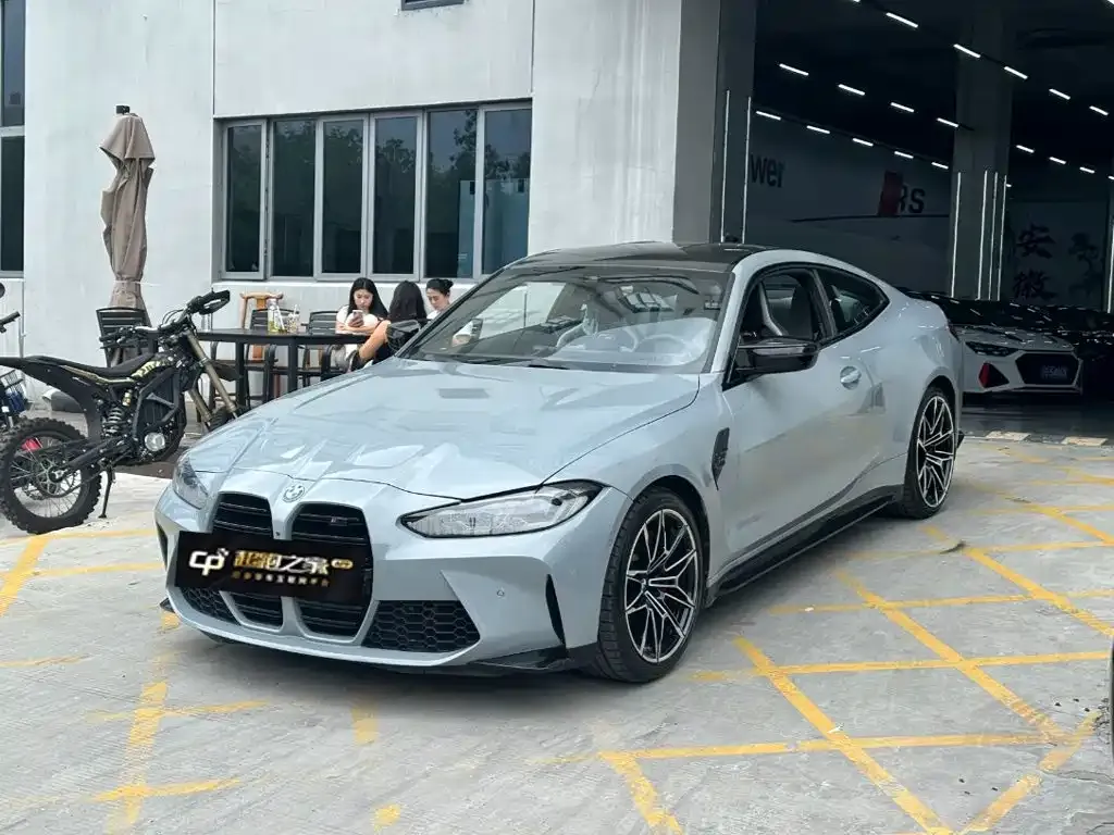 BMW M4 — фото 1