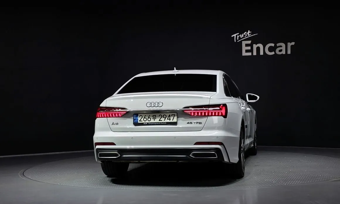 Audi A6 — фото 2
