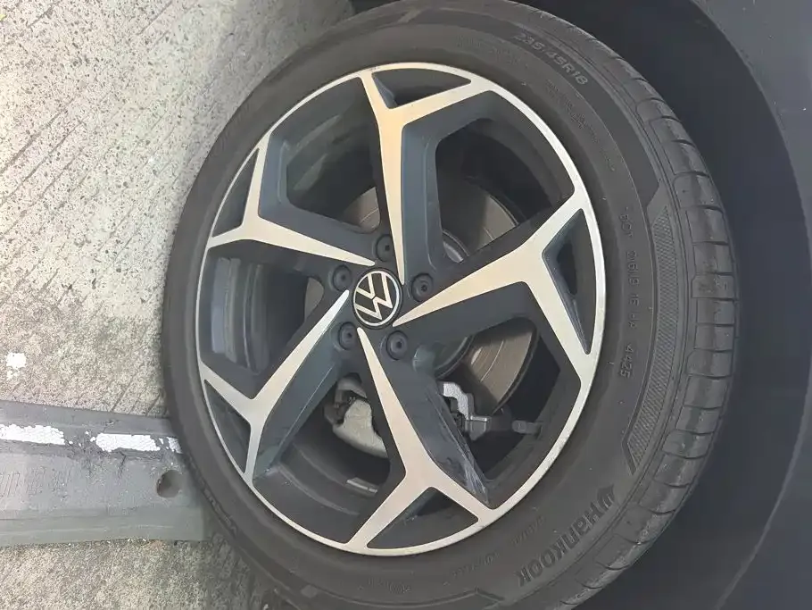 Volkswagen Passat — фото 10