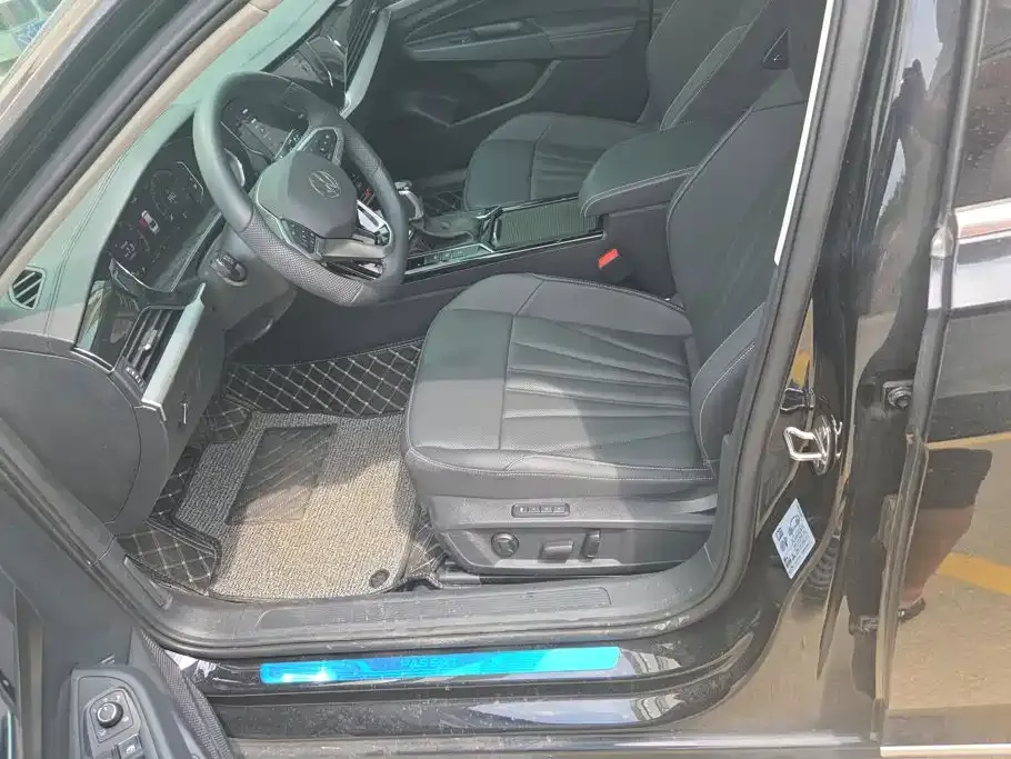 Volkswagen Passat — фото 3