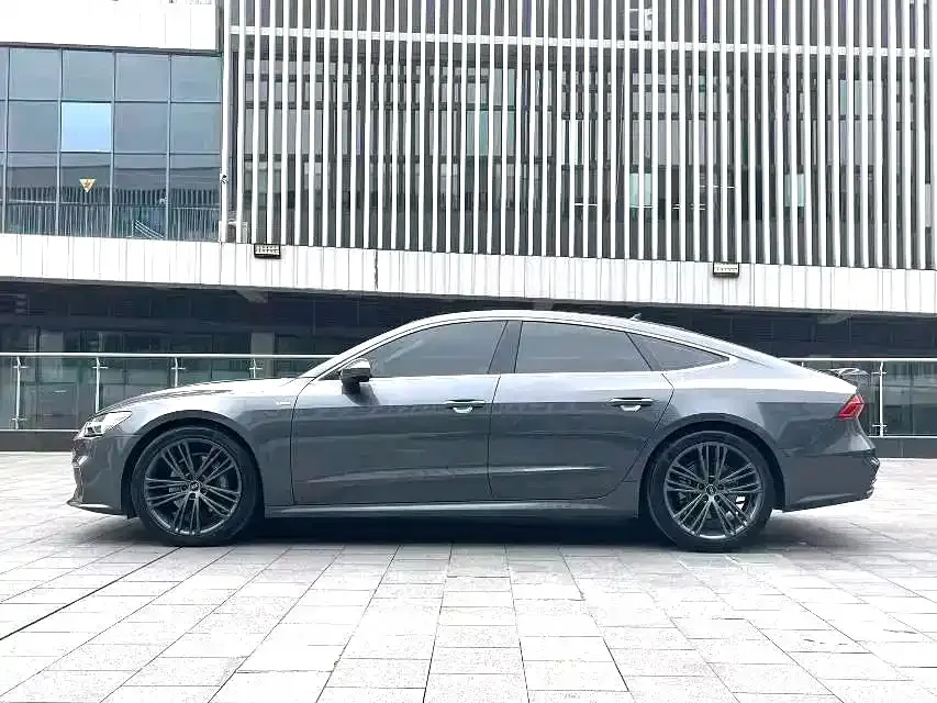 Audi A7 — фото 5