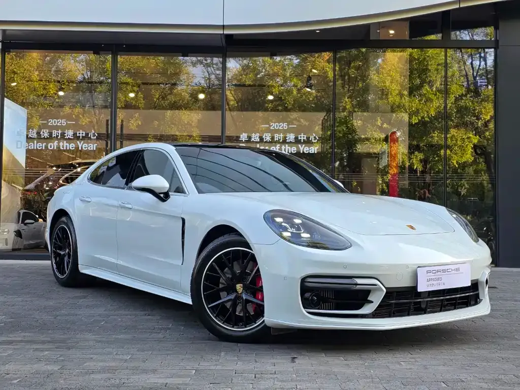 Porsche Panamera — фото 10