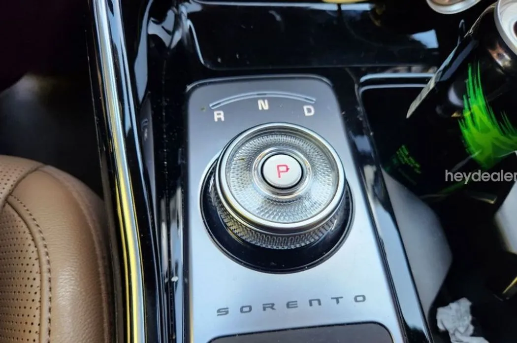 Kia Sorento — фото 3