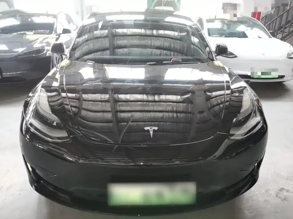 Tesla Model 3 — фото 2