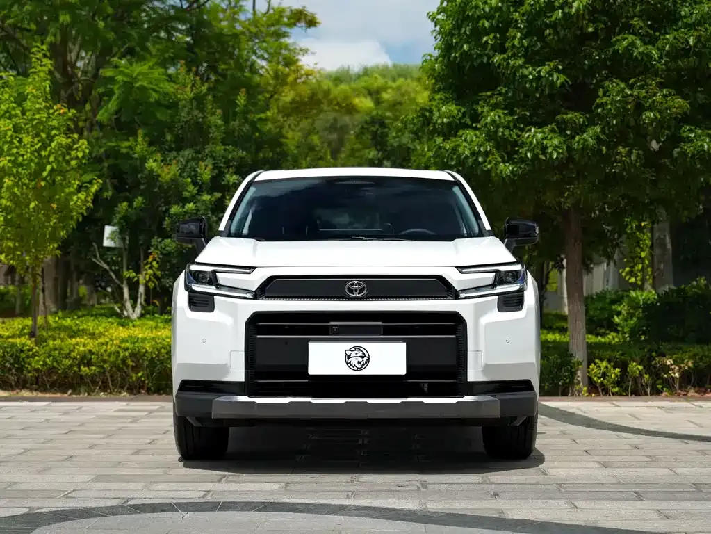 Toyota RAV4 — фото 9