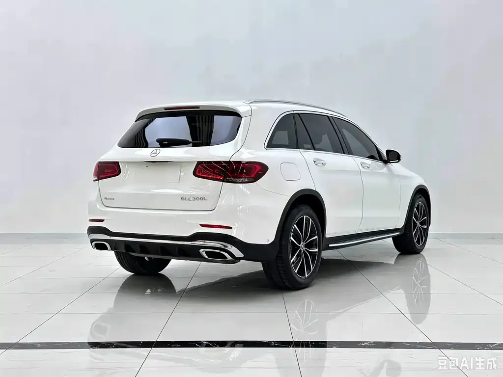 Mercedes-Benz GLC — фото 8