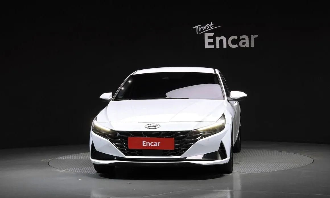 Hyundai AVANTE — фото 2