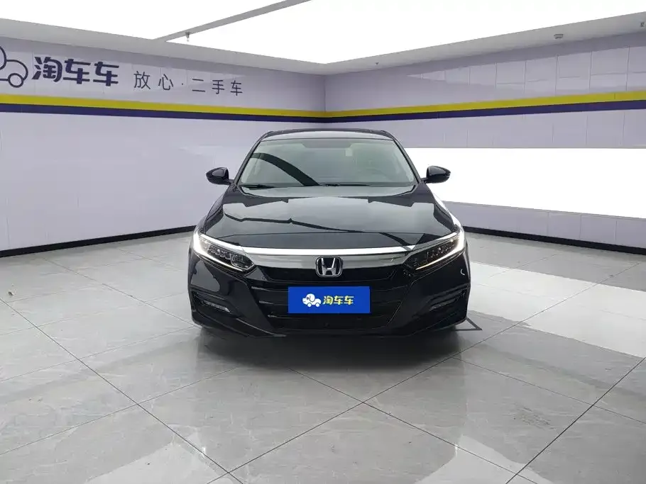 Honda Accord — фото 7