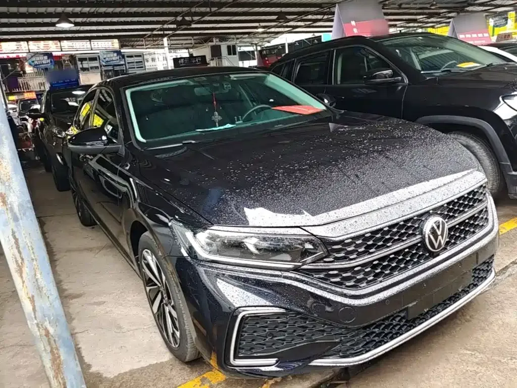 Volkswagen Passat — фото 9