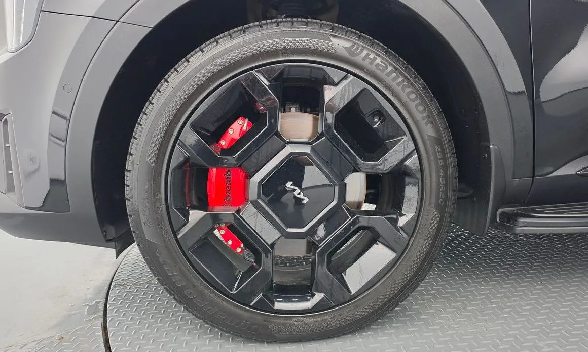 Kia Sorento — фото 4
